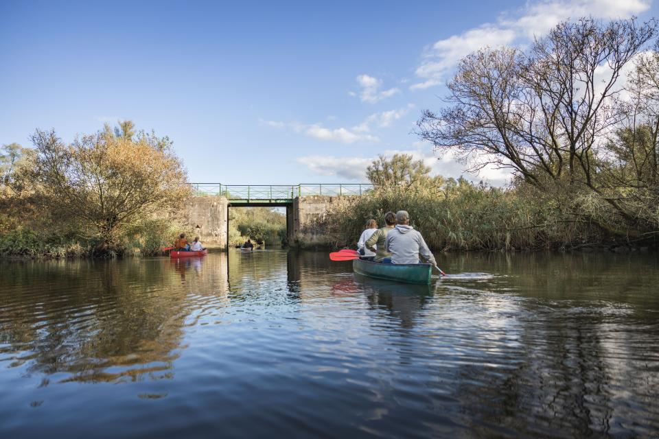 Kanottocht bij brug st Jan